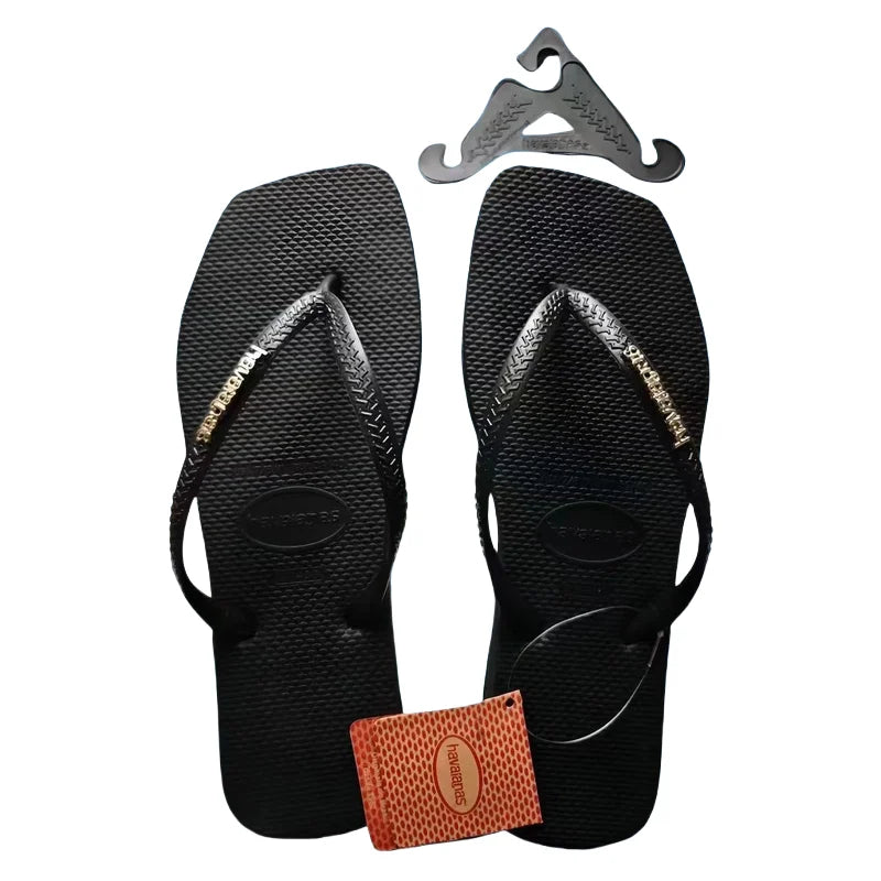 Summer 2025 New Women's Square Toe Flip Flops Outdoor Beach Sandals Luxury Women's Casual Slippers Size 35-42 Women's Shoes