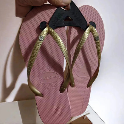 Summer New 2025 Women Flip Flops Summer Outdoor Slippers Travel Outdoor Beach Slippers Fashionable Women Shoes Zapatos De Mujer