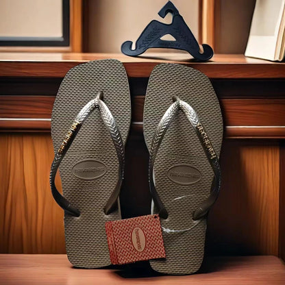 Summer New 2025 Women Flip Flops Summer Outdoor Slippers Travel Outdoor Beach Slippers Fashionable Women Shoes Zapatos De Mujer